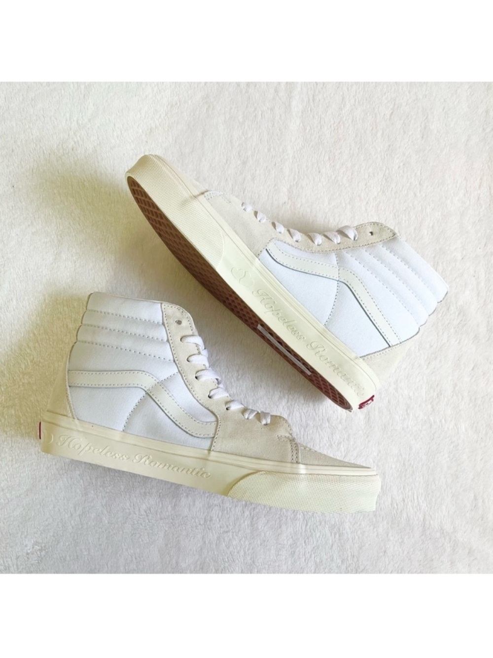 Vans Sk8-Hi Secret Lover True White
Women 12.US - Picture 6 of 10